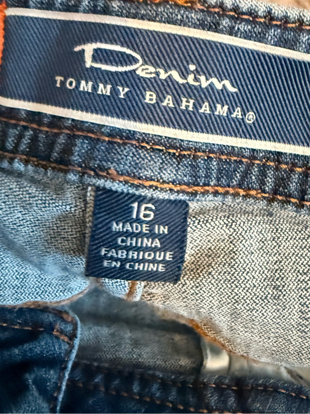 Tommy Bahama denim jeans size 16 - Picture 4 of 4